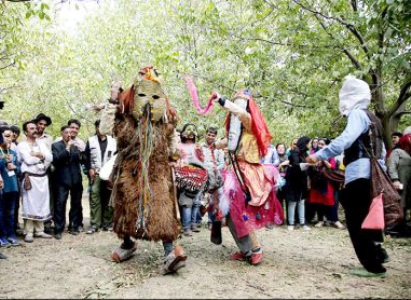 دیار الوند دلتنگ صدای پای 'كوسه' و 'گلین'