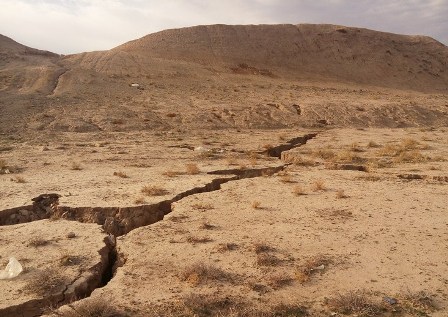 زنگ خطر فرونشست برای دشت های چهارمحال و بختیاری