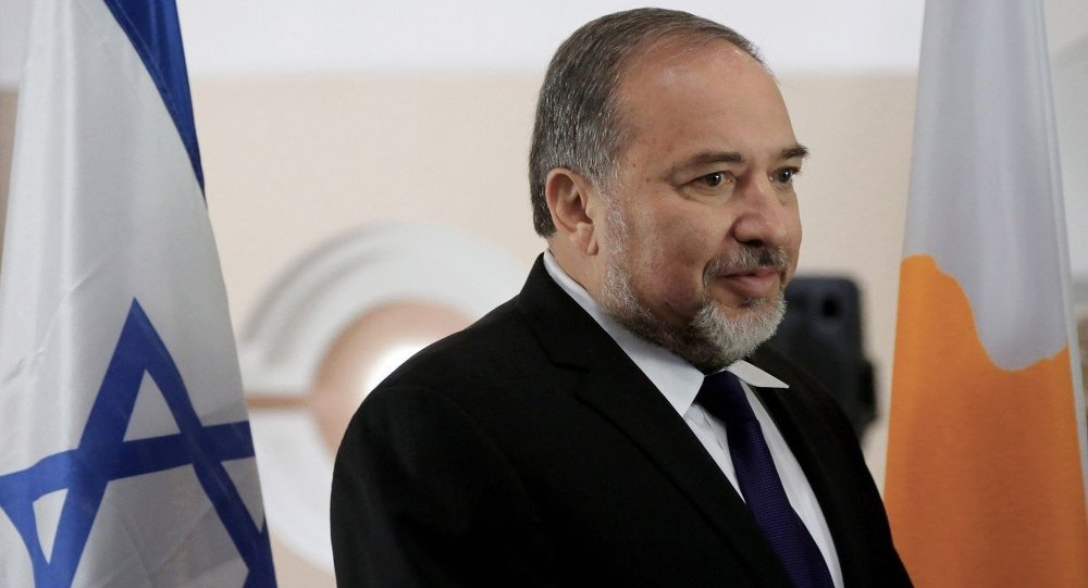 وزیر جنگ رژیم صهیونیستی: لغو محاصره غزه مشروط به خلع سلاح این منطقه است