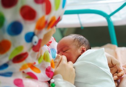 نوعي قند در شير مادر از نوزاد در برابر عفونت محافظت مي كند