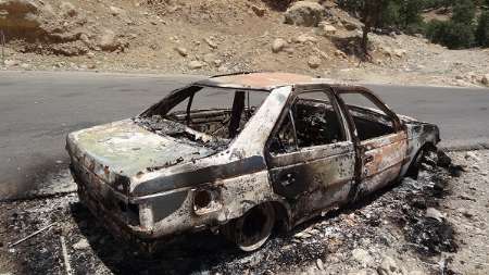 يك خودرو در جاده سبزوار - اسفراين طعمه حريق شد