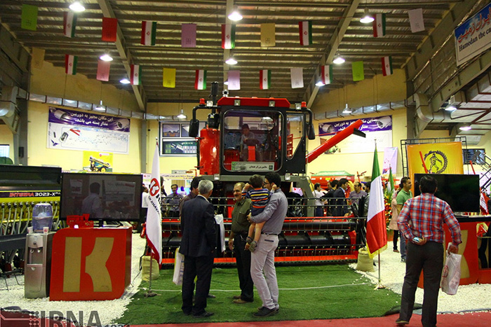 نمایشگاه بین المللی صنایع و ماشین آلات كشاورزی در شهركرد گشایش یافت