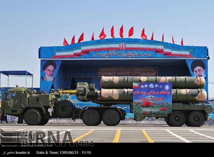 ایرانی مسلح افواج کی شاندار پریڈ میں S-300 میزائل ٹیکنالوجی کی نمائش ایرانی مسلح افواج کی شاندار پریڈ میں S-300 میزائل ٹیکنالوجی کی نمائش