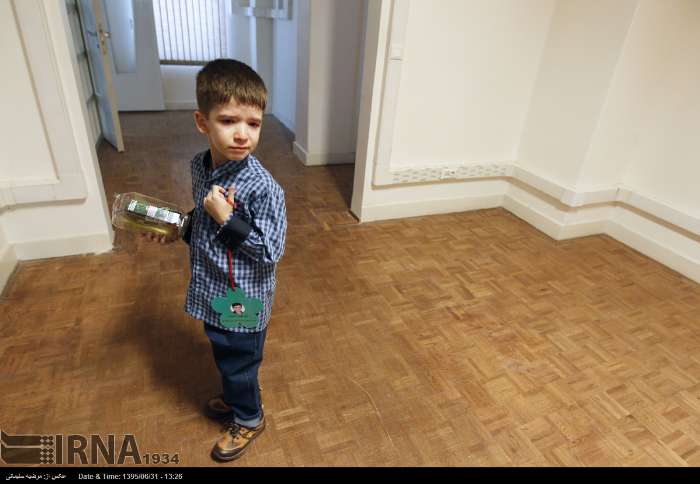 امنیت کودک در دنیای امروز؛ آموزش صحیح برخورد با غریبه‌ها