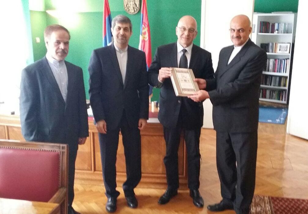 وزیر فرهنگ صربستان: بی صبرانه در انتظار حضور ایران در نمایشگاه كتاب بلگراد هستیم وزیر فرهنگ صربستان: بی صبرانه در انتظار حضور ایران در نمایشگاه كتاب بلگراد هستیم