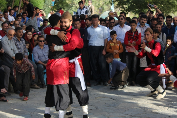 تئاتر خیابانی در ایران بیش از 400 سال سابقه دارد