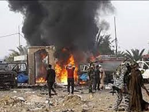 انفجار چهاربمب كنار جاده اي در مسيركاروانهاي عزاداران حسيني در عراق