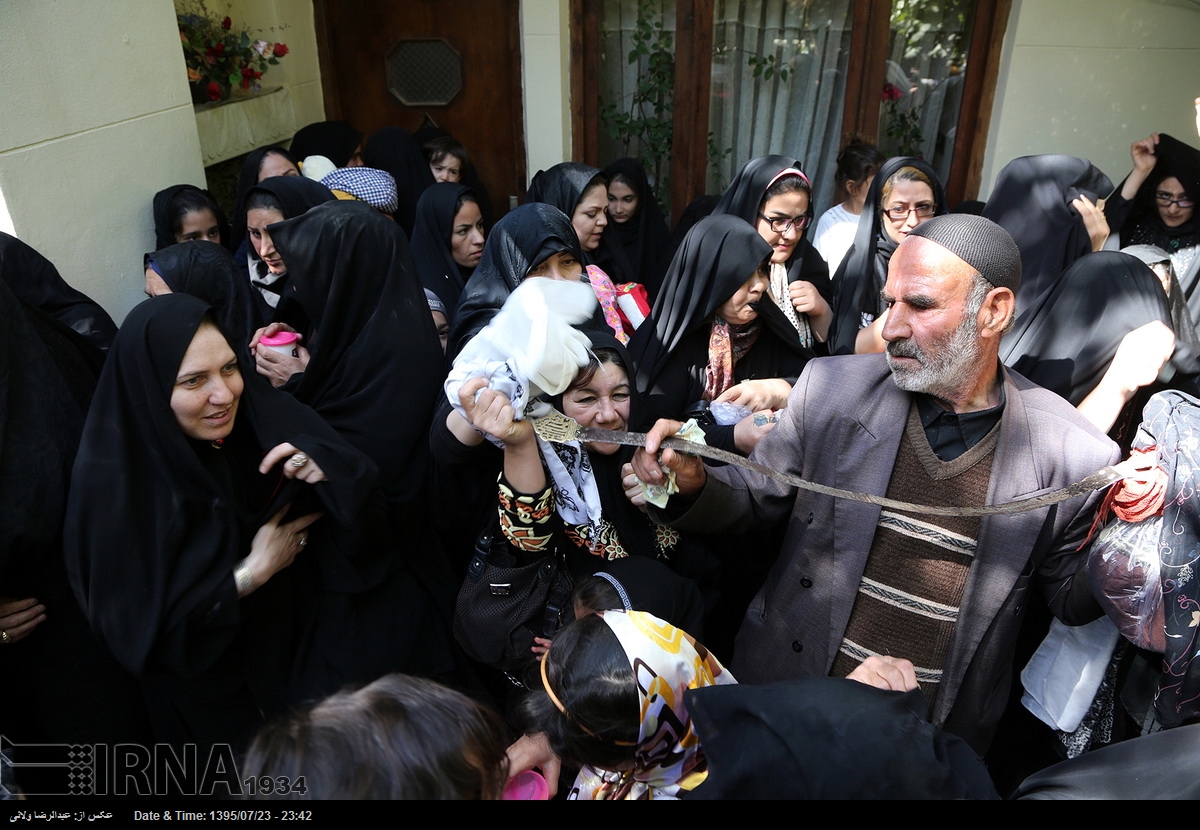 علم بندان «صائین قلعه» زنجان - ایرنا