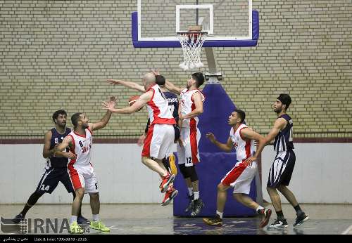 رونمایی از تیم بسکتبال لیموندیس، آشتی تماشاگران شیرازی بابسکتبال  