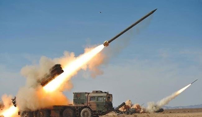 حمله موشكی ارتش یمن به محل تجمع نظامیان عربستانی در جیزان