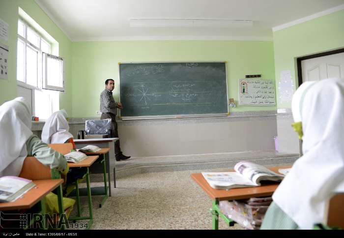 نفس‌های پایانی مدارس سنگی در ایلام