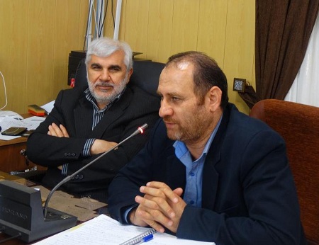 همراه با دولت و در خدمت ملت باشيم همراه با دولت و در خدمت ملت باشيم
