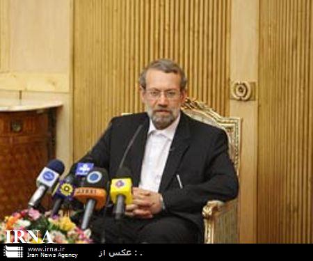 Larijani: Iran willing to bolster relations with Islamic, Arab states