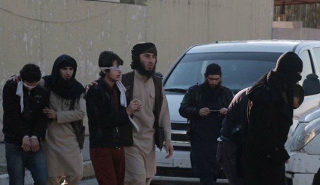 داعش 55 تن از شهروندان الحویجه را به بهانه ترك سرزمین خلافت ربود