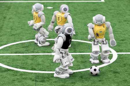 La Universidad Amir Kabir celebra la 6ª competición Internacional de Robótica e Inteligencia artificial