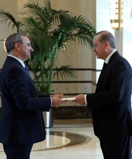 سفیر جدید رژیم صهیونیستی در آنكارا با اردوغان دیدار كرد