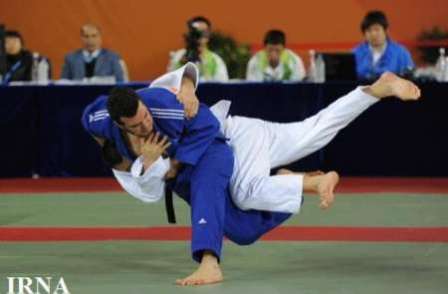 Iranian teenage Judo player bags gold medal in Kyrgyzstan competitions