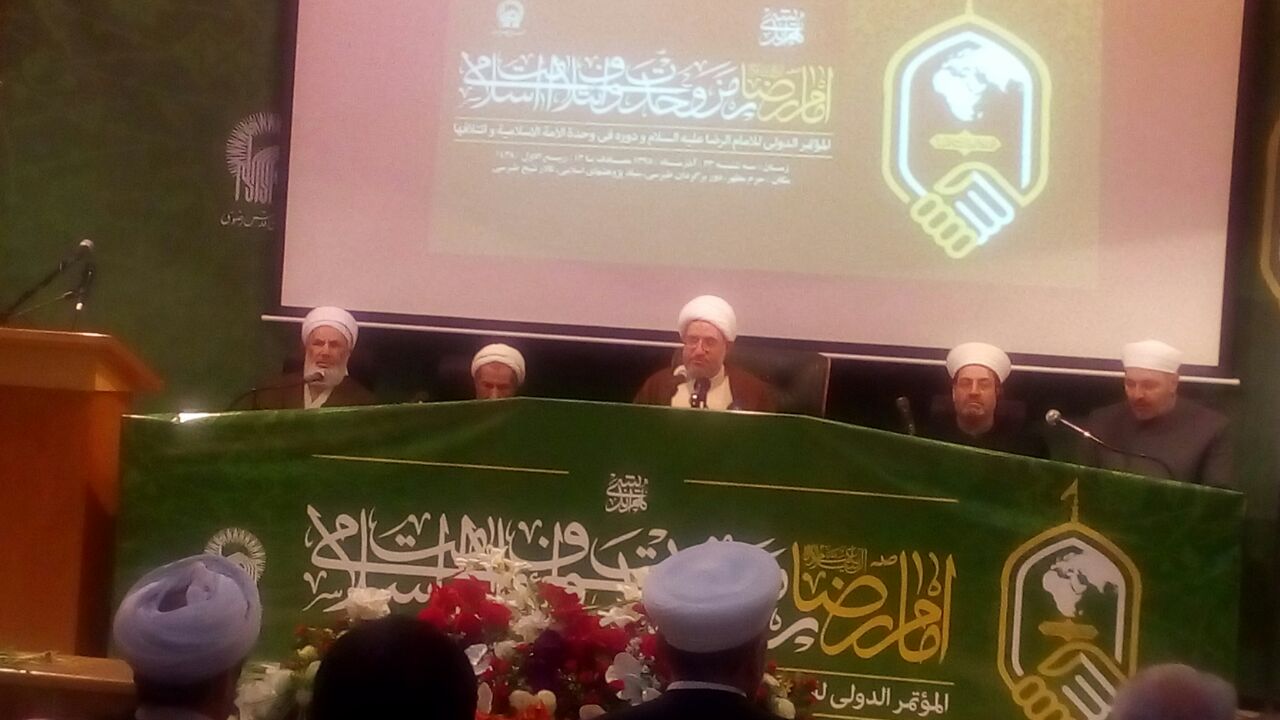 توحید و وحدت جامعه اسلامی را در مقابل بدخواهان استحكام می بخشد توحید و وحدت جامعه اسلامی را در مقابل بدخواهان استحكام می بخشد