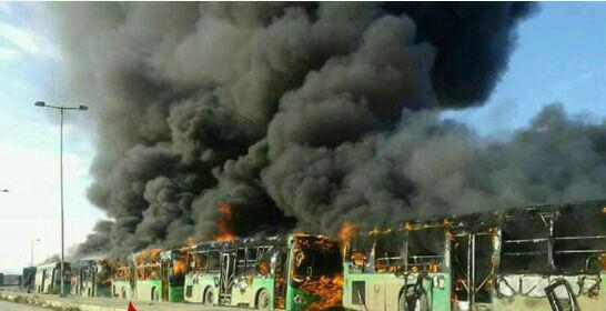 21 راننده اتوبوس هاي آتش گرفته از مناطق تسلط تروريست ها در سوريه بازگشتند 21 راننده اتوبوس هاي آتش گرفته از مناطق تسلط تروريست ها در سوريه بازگشتند