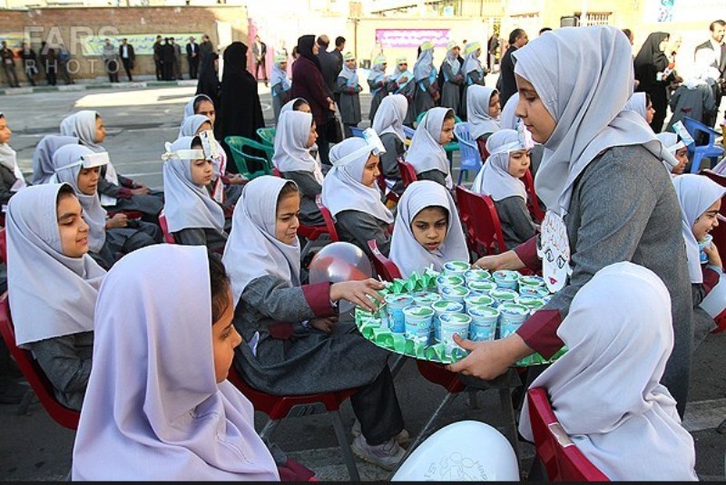 هنوز از توزیع شیر در مدارس خرمشهر خبری نیست