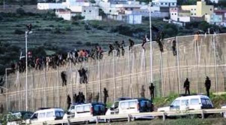 هجوم يكهزار پناه جو به منطقه مرزي سئوتاي اسپانيا