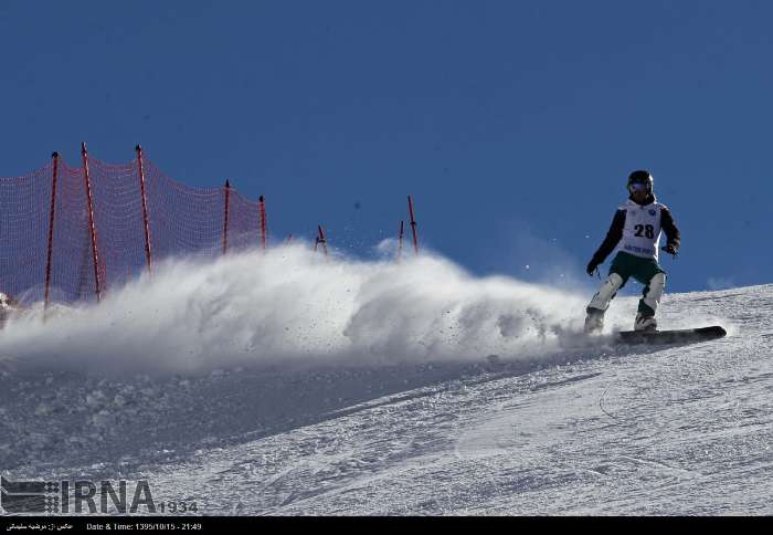 پیست اسکی دیزین سرحال تر از همیشه ؛ استقبال خیل مشتاقان ورزش های برفی