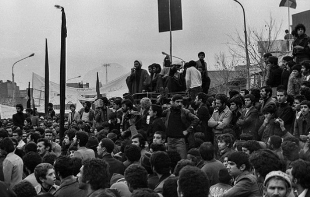 قیام 19 دی قم؛ حماسه ای ماندگار در تاریخ انقلاب قیام 19 دی قم؛ حماسه ای ماندگار در تاریخ انقلاب