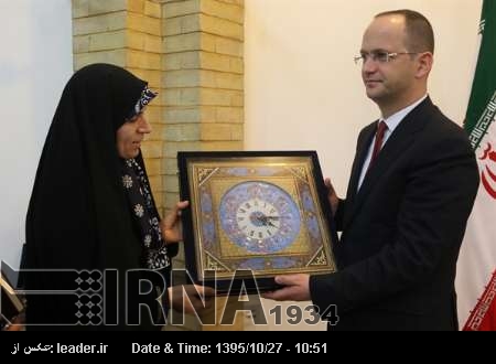 البانيا كے سرمايہ كاروں كا خير مقدم كرتے ہيں: ايران كي نائب صدر البانيا كے سرمايہ كاروں كا خير مقدم كرتے ہيں: ايران كي نائب صدر