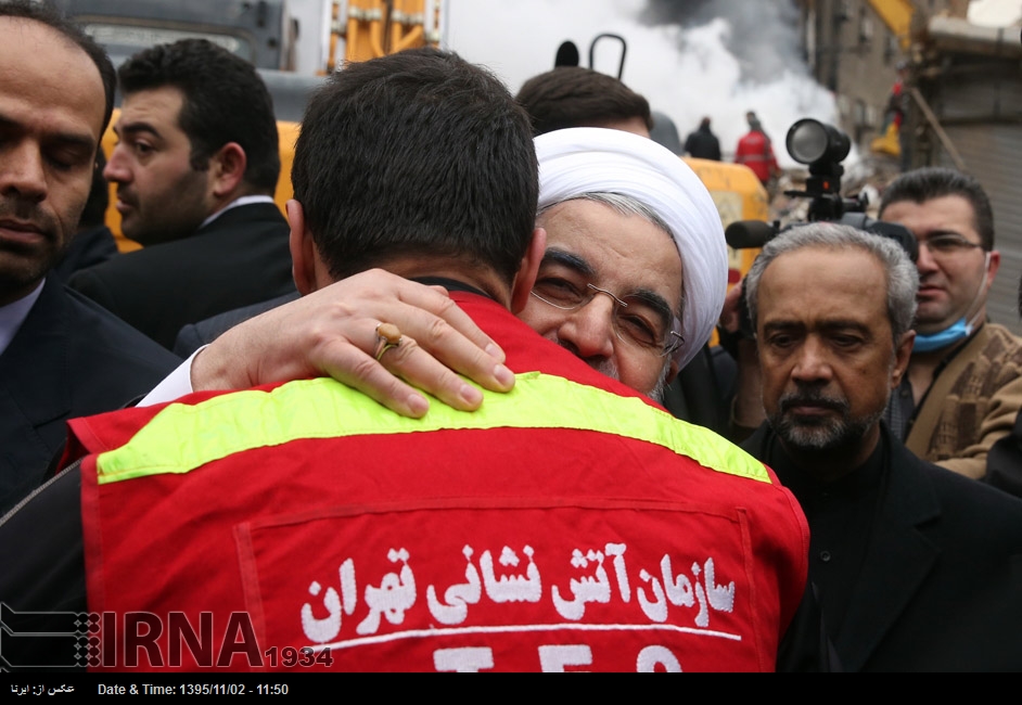 دلجويي رئيس جمهور از آتش نشانان