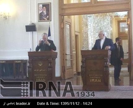 Zarif: İran kendi savunmasında başkalarından izin almaz Zarif: İran kendi savunmasında başkalarından izin almaz