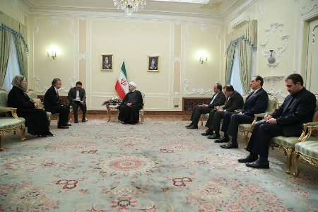 روحاني : ايران ترحب بتطوير التعاون في مجالات الطاقة والنقل مع البرازيل روحاني : ايران ترحب بتطوير التعاون في مجالات الطاقة والنقل مع البرازيل
