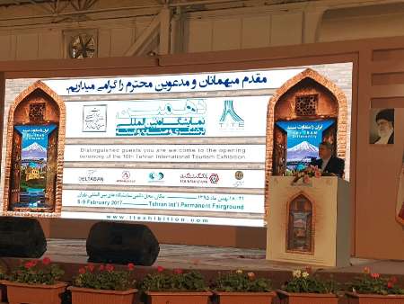 وزير الثقافة: السياحة الوجه الاكثر اصالة في الدبلوماسية بين الشعوب وزير الثقافة: السياحة الوجه الاكثر اصالة في الدبلوماسية بين الشعوب