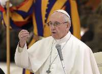 پاپ فرانسیس: در واتیكان فساد وجود دارد/ ابراز نگرانی از كودك ازاری و سوئ استفاده جنسی در كلیسا