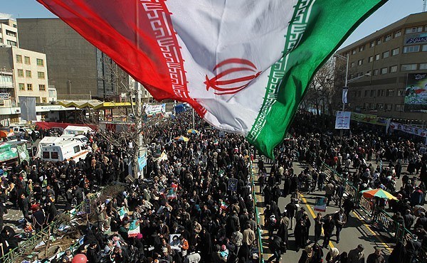 انطلاق المسيرات المليونية بذكري انتصار الثورة الاسلامية في طهران ومختلف المدن الايرانية انطلاق المسيرات المليونية بذكري انتصار الثورة الاسلامية في طهران ومختلف المدن الايرانية