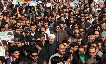 رئيس الجمهورية يشارك في مسيرات إحياء الثورة الإسلامية رئيس الجمهورية يشارك في مسيرات إحياء الثورة الإسلامية