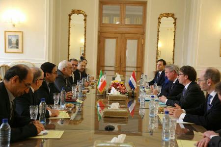 Zarif says Iran-Europe ties expected to improve post-JCPOA Zarif says Iran-Europe ties expected to improve post-JCPOA