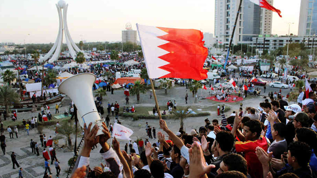 الأزمة السياسية الدستورية في البحرين مستمرة ولا حل الا عن طريق حوار وطني جاد الأزمة السياسية الدستورية في البحرين مستمرة ولا حل الا عن طريق حوار وطني جاد