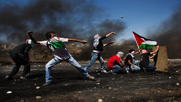 إيران تستضيف مؤتمراً لدعم الإنتفاضة الفلسطينية: دلالات التوقيت والمكان والرسائل إيران تستضيف مؤتمراً لدعم الإنتفاضة الفلسطينية: دلالات التوقيت والمكان والرسائل