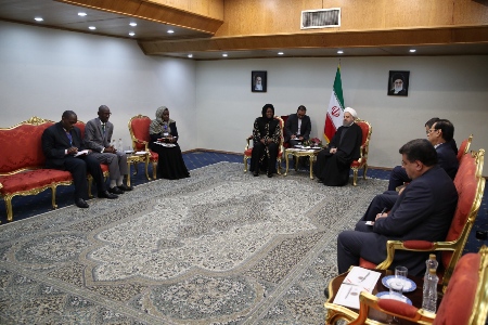 الرئیس روحانی یوكد ضرورة دعم الجمیع للشعب الفلسطینی بصوت اعلی الرئیس روحانی یوكد ضرورة دعم الجمیع للشعب الفلسطینی بصوت اعلی