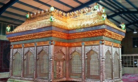 نقل الضريح الجديد لمرقدي الامامين العسكريين الي سامراء نقل الضريح الجديد لمرقدي الامامين العسكريين الي سامراء