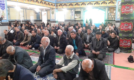 امام جمعه اردستان: توطئه هاي آمريكا همواره بايد جدي گرفته شود امام جمعه اردستان: توطئه هاي آمريكا همواره بايد جدي گرفته شود