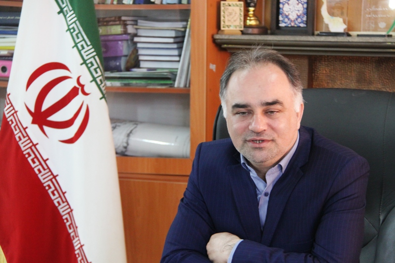 فرماندار آستارا: رونق توليد داخلي در گرو خريد كالاي ايراني است فرماندار آستارا: رونق توليد داخلي در گرو خريد كالاي ايراني است