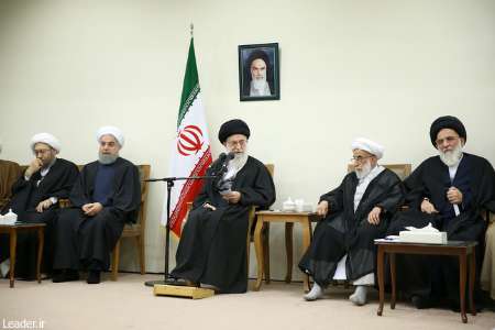Leader: Economy of Resistance sole solution to country's problems Leader: Economy of Resistance sole solution to country's problems