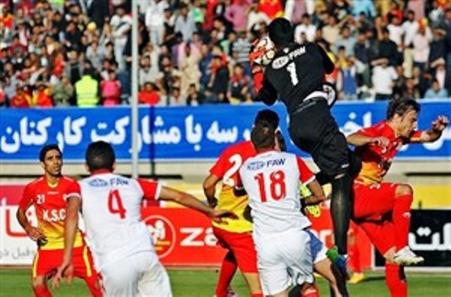 لیگ برتر فوتبال؛توقف فولاد خوزستان مقابل تراكتورسازی تبریز/تساوی به نفع سرخابی ها لیگ برتر فوتبال؛توقف فولاد خوزستان مقابل تراكتورسازی تبریز/تساوی به نفع سرخابی ها