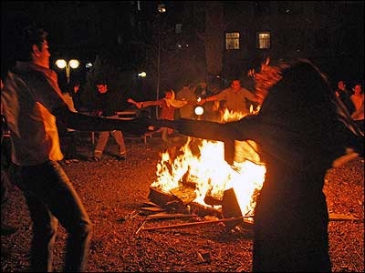 ترقه هاي چهارشنبه سوري در زاهدان 6 نفر را راهي بيمارستان كرد