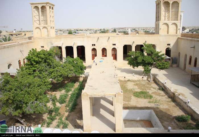 مرمت اضطراري خانه فكري بندرلنگه آغاز شد