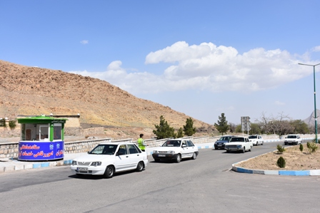 ورود 300 هزار مسافر نوروزی به نیاسر كاشان