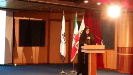 موجودہ ایرانی حکومت میں خواتین کو کردار ادا کرنے کیلئے اچھی فضا قائم