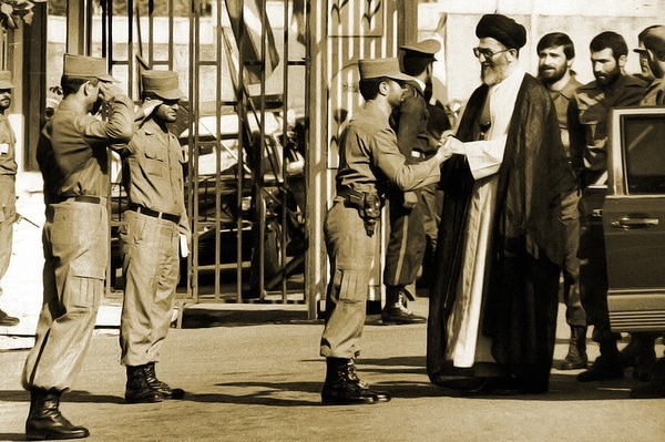 شهید صیاد شیرازی یك افسر تمام عیار بود شهید صیاد شیرازی یك افسر تمام عیار بود