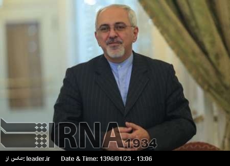 Zarif: Rusya seyahatinin gündemi Suriye gelişmeleri ile ilgili istişaredir Zarif: Rusya seyahatinin gündemi Suriye gelişmeleri ile ilgili istişaredir